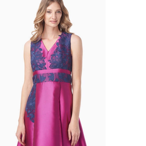 KAY UNGER TESSA LACE T-LENGTH DRESS - Picture 2 of 9